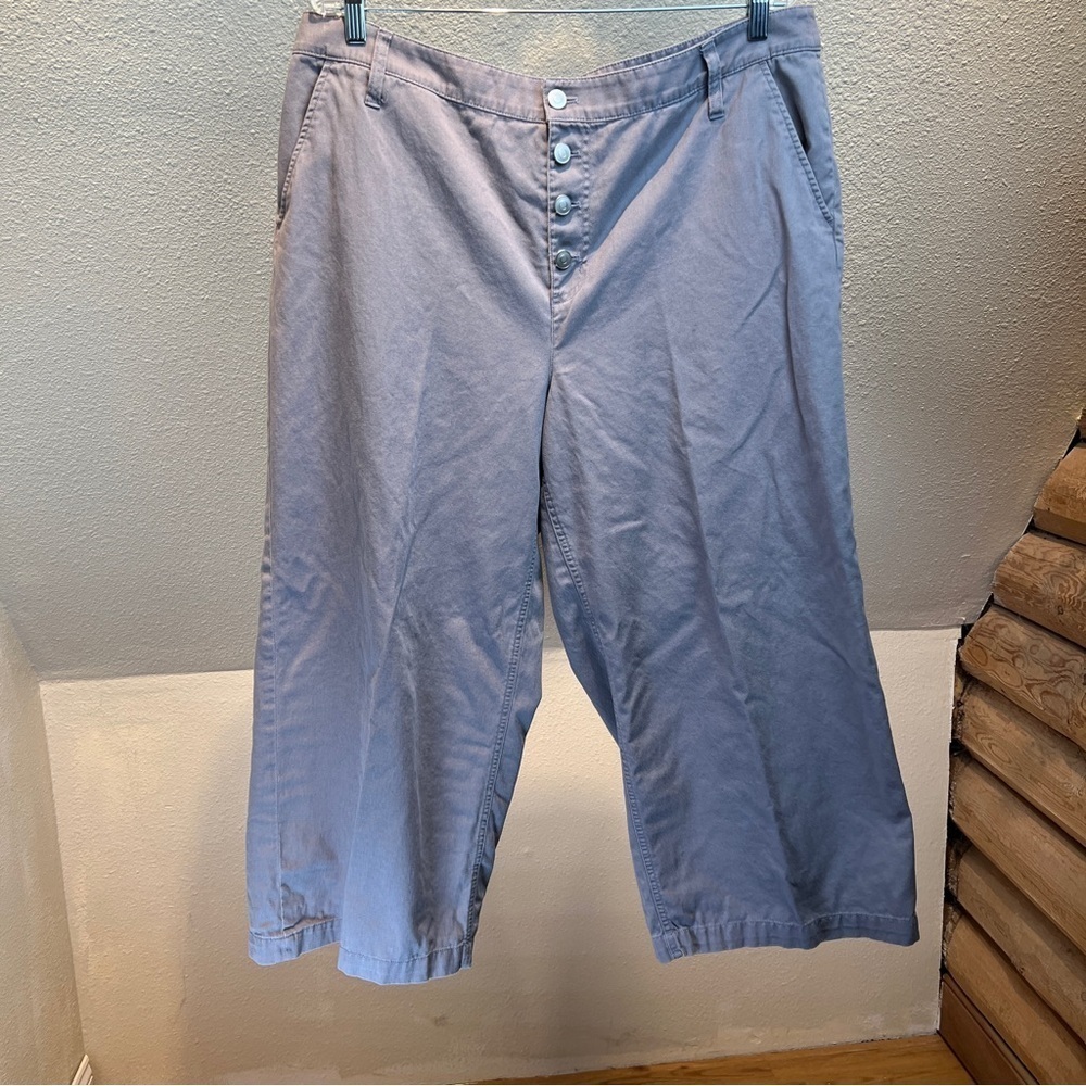 J CREW Wide Leg Capris w/Exposed Button Fly. Size 16